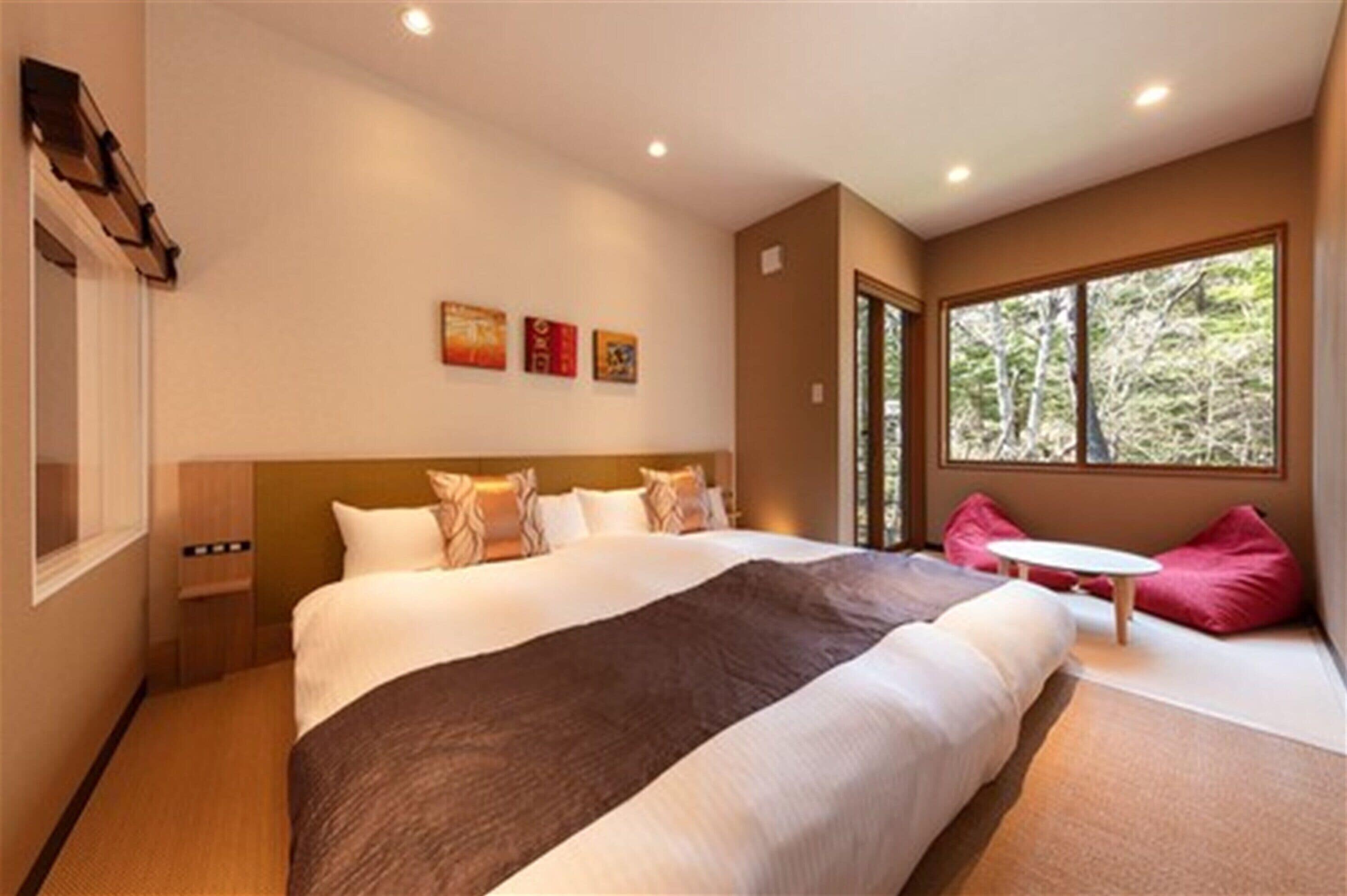 standard japanese-western style room | 1 bedroom, blackout curtains, iron/ironing board, free wifi