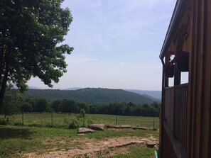 Property grounds - Lost Valley View Cabin (Ponca)