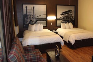 1 soverom, strykejern/-brett, internettilgang og sengetøy