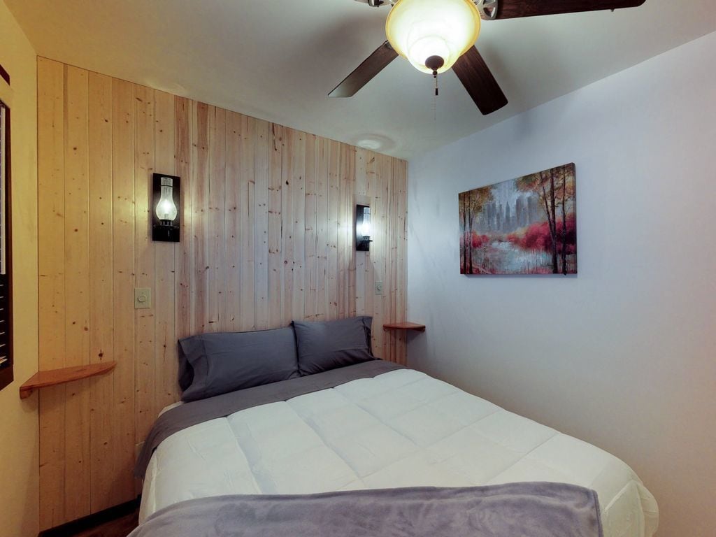 3 間睡房、上網、床單