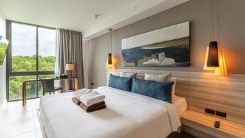 1 bedroom, minibar, in-room safe, desk