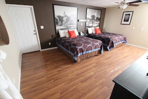1 bedroom, iron/ironing board, Internet, bed sheets