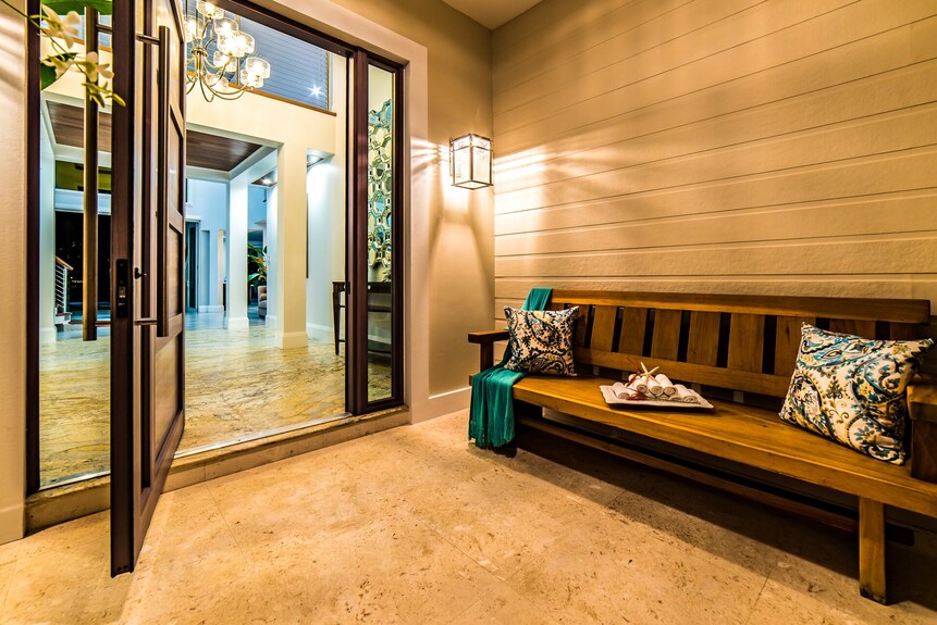 5 Bdr Lux Modern Beachfront Villa Private Infinity Pool & Ocean Views Staff - Montego Bay