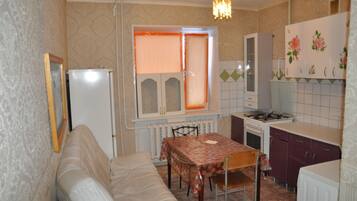 Standard-Apartment, 2 Schlafzimmer | Eigene Küche | Kühlschrank, Mikrowelle, Wasserkocher, Kochgeschirr/Geschirr/Besteck