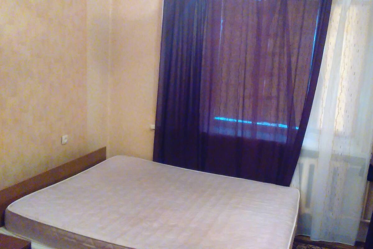 Economy Apartment, 3 Bedrooms | 1 bedroom, iron/ironing board, free WiFi, bed sheets
