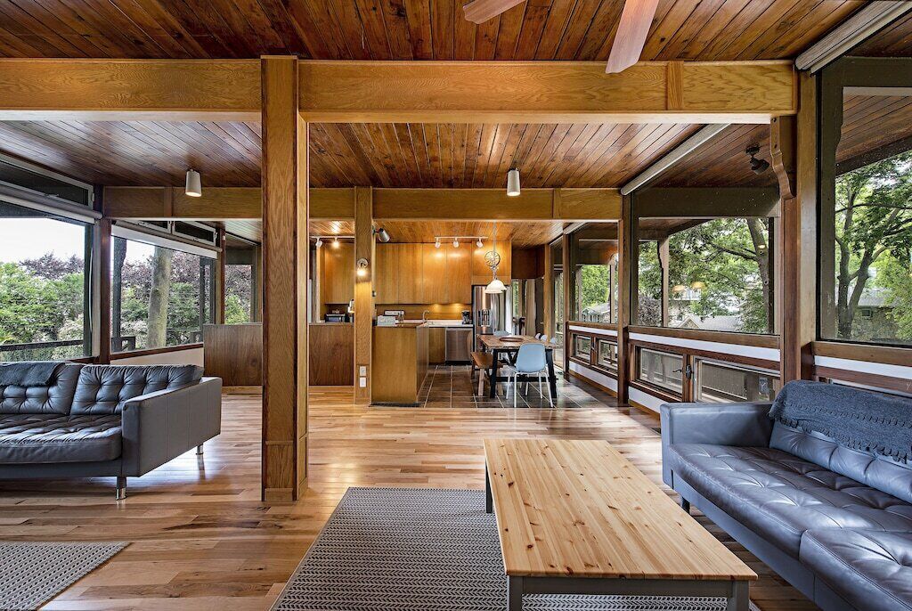 Älytelevisio, takka, DVD-soitin