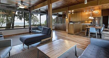 GLASS HOUSE 5 BR Playa privada 1 milla desde Cedar Point 2 de Sports Force