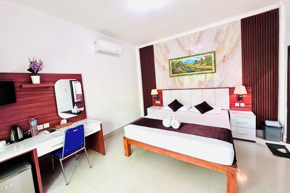 Superior-dobbeltværelse - udsigt til have | Premium-sengetøj, minibar, skrivebord, lydisolering