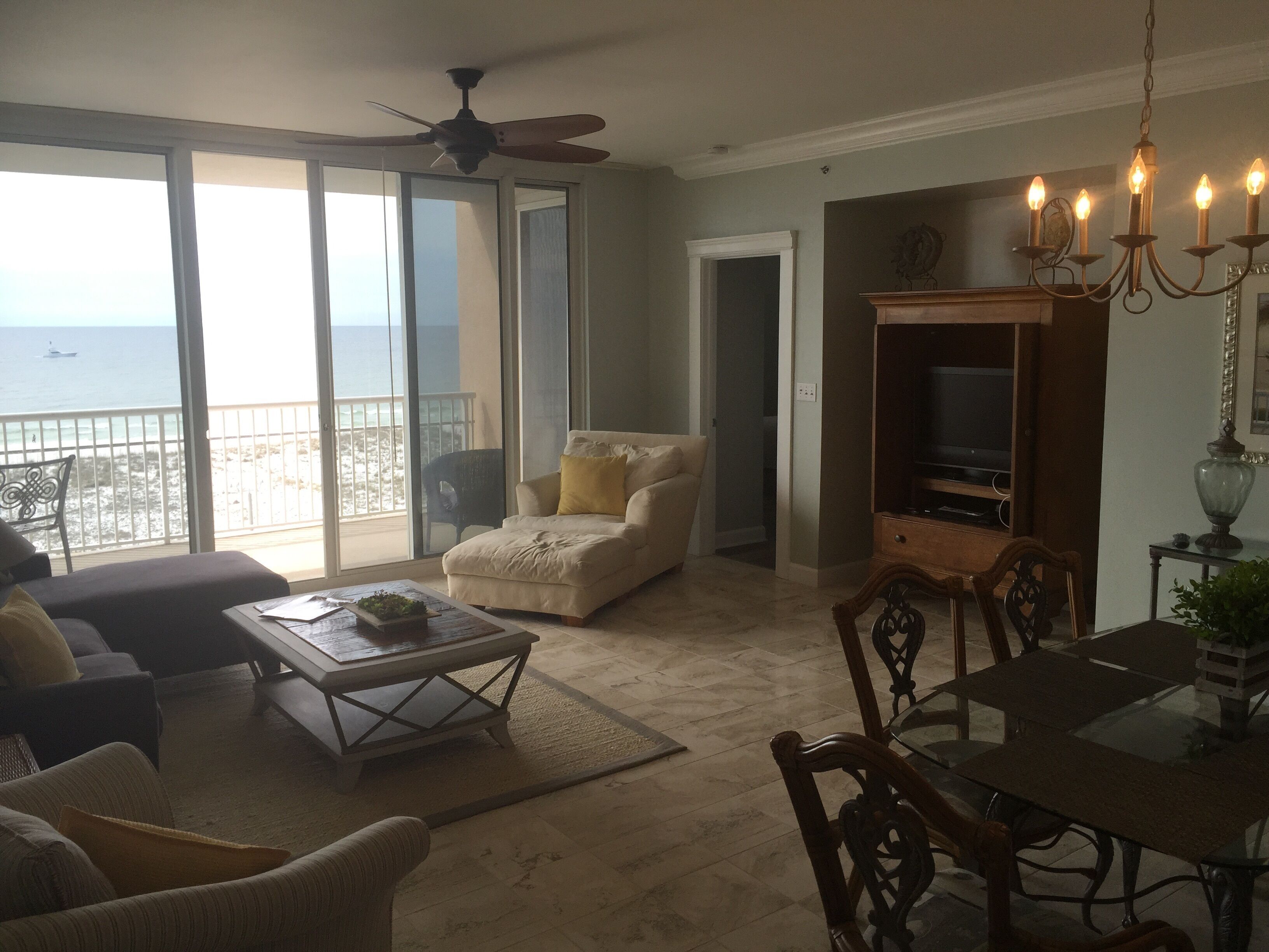 Smart TV, DVD player