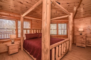 5 bedrooms, iron/ironing board, free WiFi, bed sheets