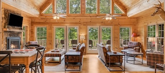 High Top Lodge | Luxe Views, Hot Tub + Biltmore Pass | 22min to Asheville