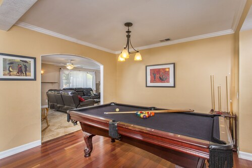 ~OPEN 5/31-6/4! Billiards! Pool/Spa, Jetted Tub, Pets Ok by Beach!~