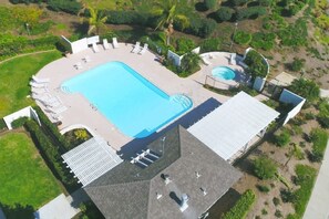 Piscine extérieure, piscine chauffée