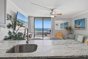 Interior - Things are different at the beach ~~~ 🏖️ Come enjoy the breeze! (Gulf Shores)