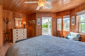 3 bedrooms, iron/ironing board, free WiFi, bed sheets - Abaco Rum Punch: Coastal Elegance with Surfside Serenity, Ocean Views, Pool (Elbow Cay)