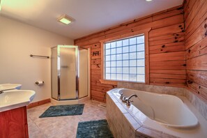 Shower, jetted tub, hair dryer, towels