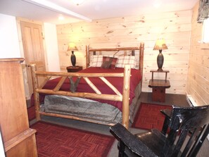 3 slaapkamers, een strijkplank/strijkijzer, wifi, beddengoed