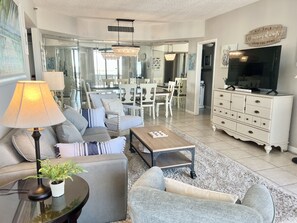 Smart TV, DVD player, books