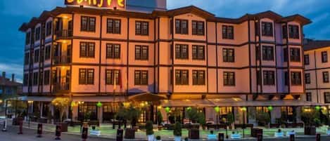 Front of property – evening/night