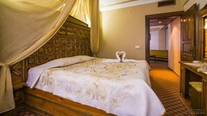 Minibar, desk, free WiFi - Zalifre Hotel (Safranbolu)