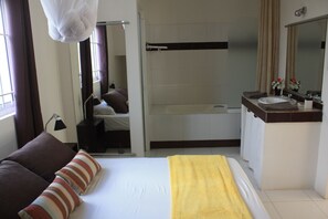 1 habitación, caja de seguridad en la habitación y cortinas blackout 