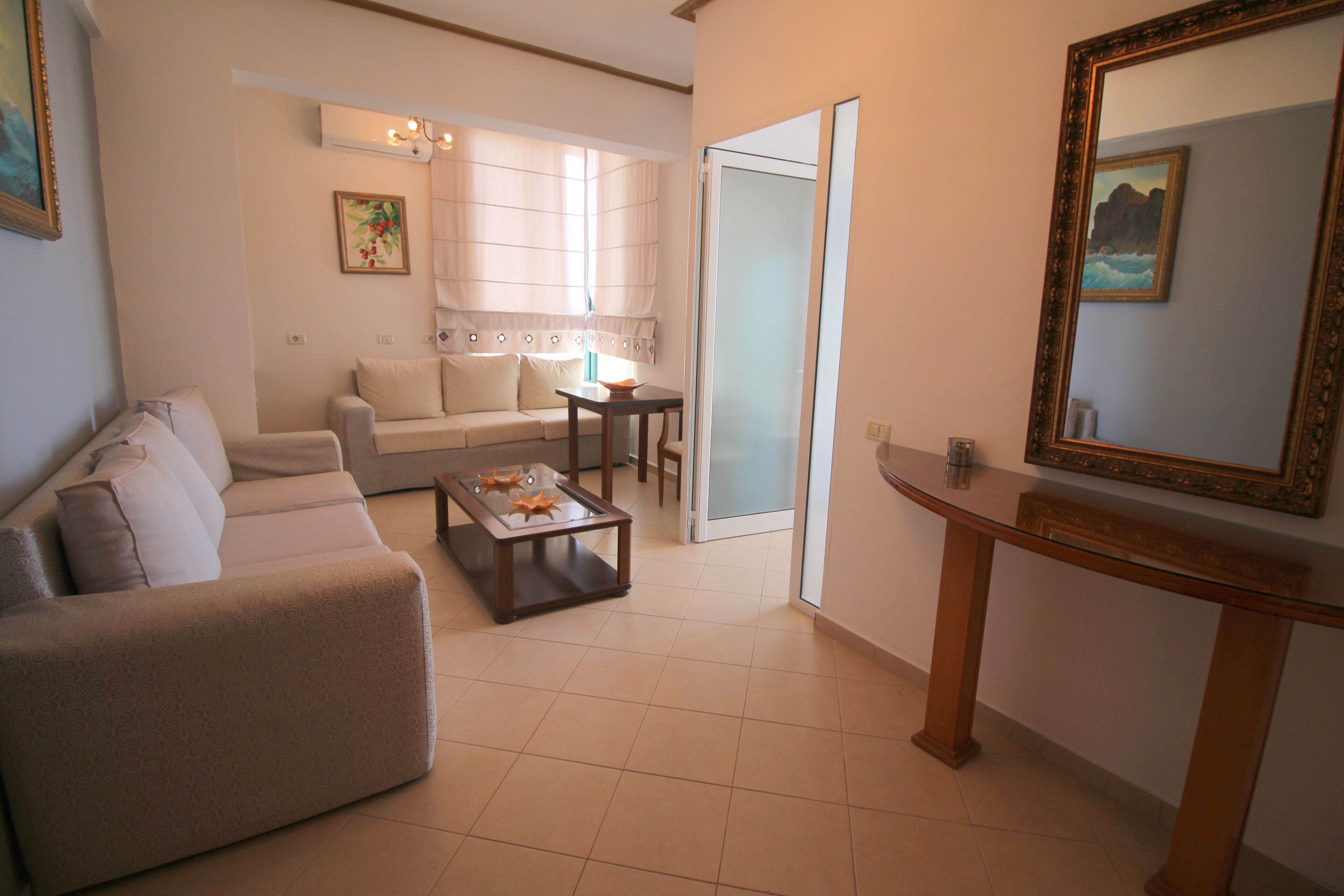 Photo - Olympia Hotel