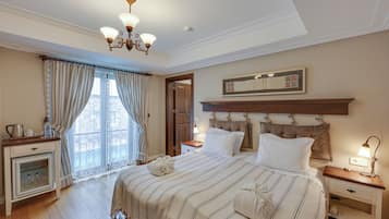 Deluxe Double or Twin Room, Pool View | View from room