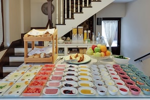 Desayuno buffet incluido todos los días