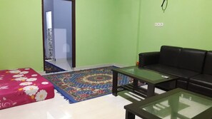 Property amenity - Penginapan asidik (Bira)