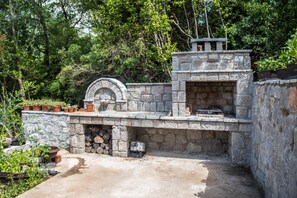 Aire de pique-nique/barbecue