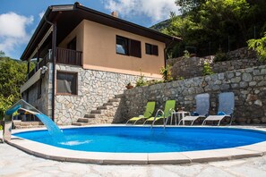 Garden view - Sunset Holiday Home (Kotor)