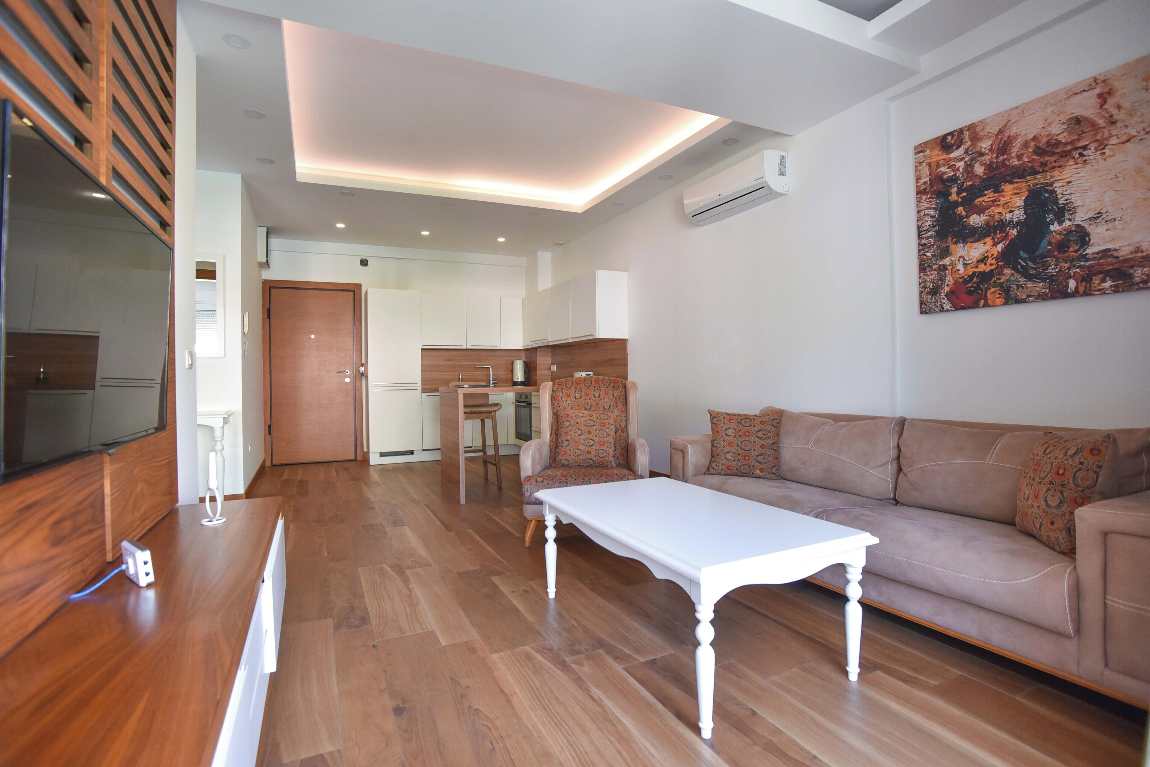 Standard Apartment, 1 Bedroom, Balcony, Mountain View | 1 bedroom, Egyptian cotton sheets, premium bedding, in-room safe