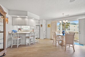 Dining - Shorehaven II Beach Resort (North Myrtle Beach)