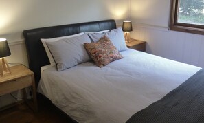 Casa de campo design, 3 quartos, cozinha, vista para o jardim | 2 quartos, roupas de cama premium, individualmente decorados