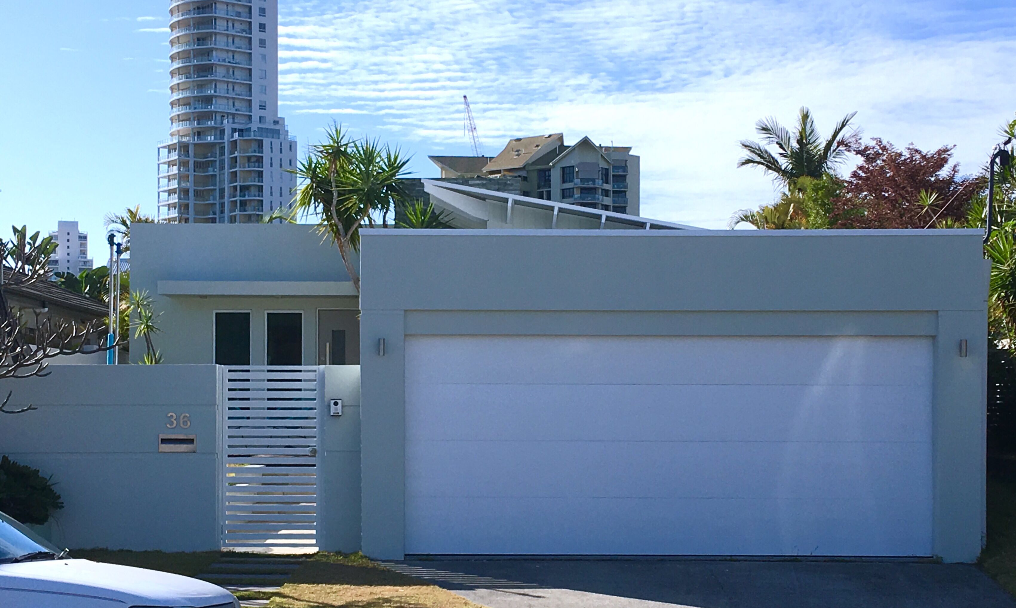 A Coastal Retreat in the Prestigious Suburb of Isle of Capri, Surfers Paradise