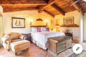 3 bedrooms, iron/ironing board, travel cot, free WiFi - Old World Spanish Hacienda in the Movie Colony Palm Springs (Palm Springs)