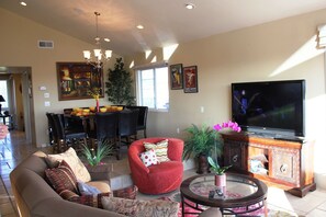 Interior - Dana Point Dream Home with White Water Ocean View (Permit #STR14-0084) (Dana Point)