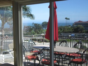 Outdoor dining - Dana Point Dream Home with White Water Ocean View (Permit #STR14-0084) (Dana Point)