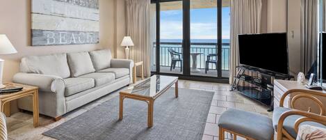 テレビ、DVD プレーヤー