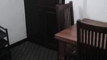 Bahagian dalam
