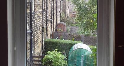 Character Cottage in Haworth. Come and Enjoy Yorkshire...Yours To Discover!