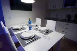 Dining - Beautiful apartments with sea and mountain views (Tegueste)