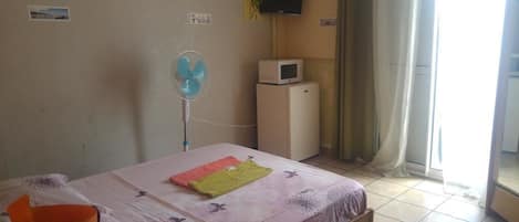 Basic Double Room | Blackout curtains, iron/ironing board, free cots/infant beds, free WiFi