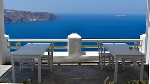 Water view - The Cliff Reflections - Adults Only (Santorini)