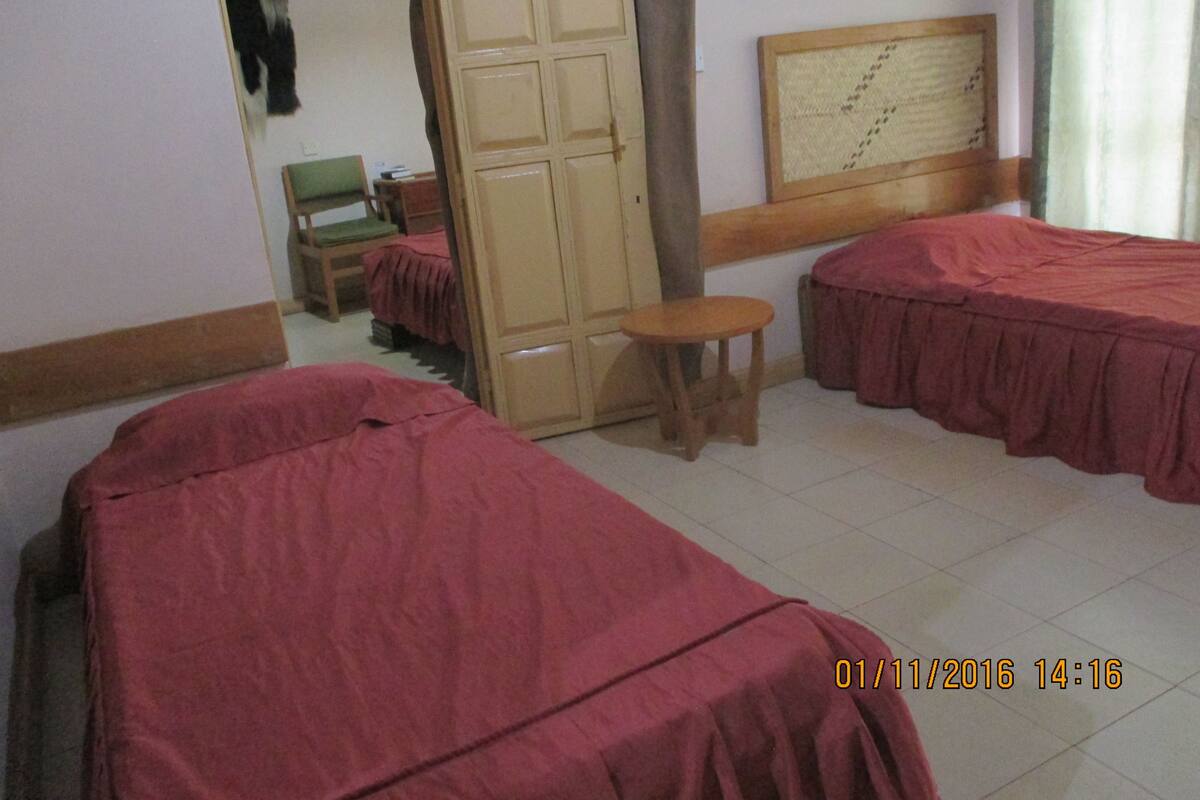 Chambre Standard avec lits jumeaux, vue lac