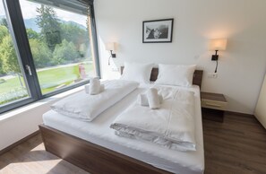 1 bedroom, in-room safe, iron/ironing board, free WiFi - SR, Top 11 - Ap. 67m² mit 2 SZ, Balkon 9m² (Zell am See)