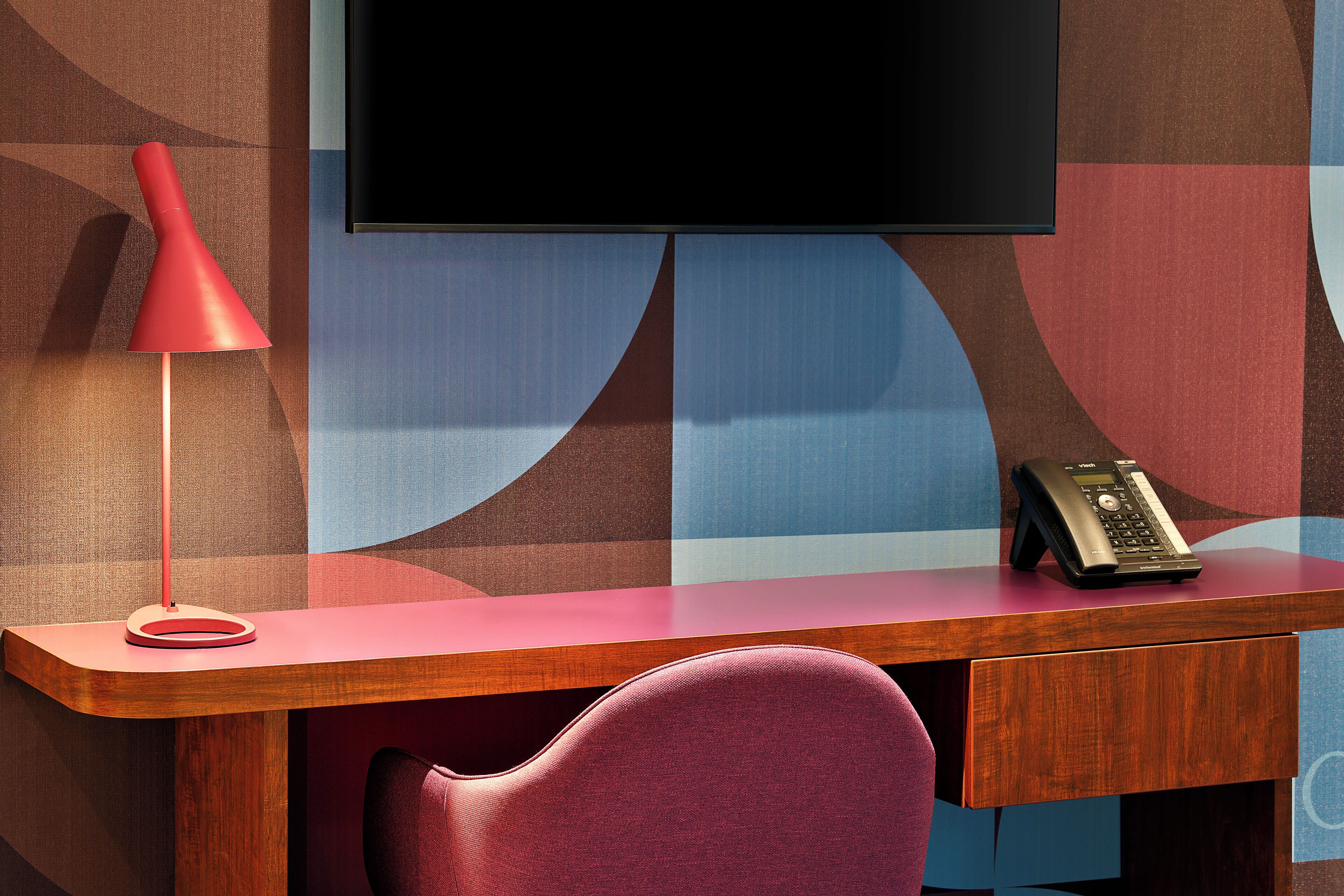 hypo-allergenic bedding, in-room safe, desk, laptop workspace