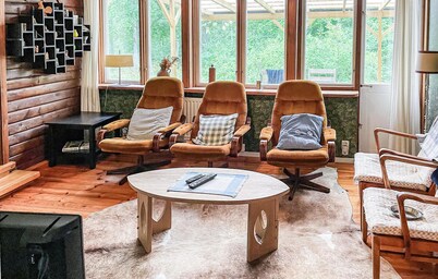 2 bedroom awesome home in Bräkne Hoby