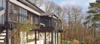 Awesome home in Haverdal with WiFi