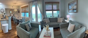 Smart TV, DVD player